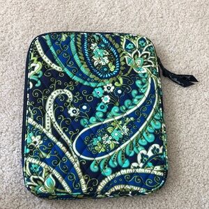 Vera Bradley NWOT ipadsleeve